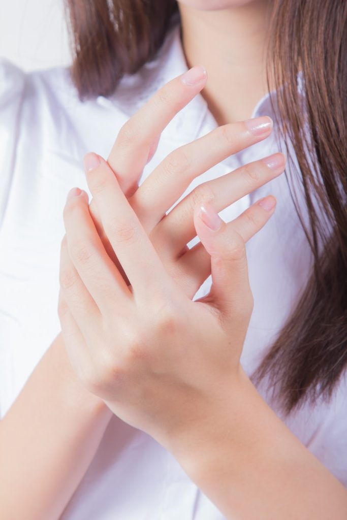 Cura delle unghie: mantieni unghie sane e forti con semplici passi quotidiani. (pagina 6)