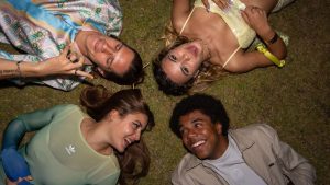 Vincere la lotteria: un sogno che si trasforma in incubo per i giovani milionari.