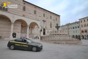 Controlli in Umbria: scoperte irregolarità su affitti per 880 mila euro.