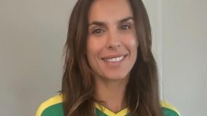 Elisabetta Canalis tifa per la sua nuova squadra di calcio: scopri di chi si tratta!