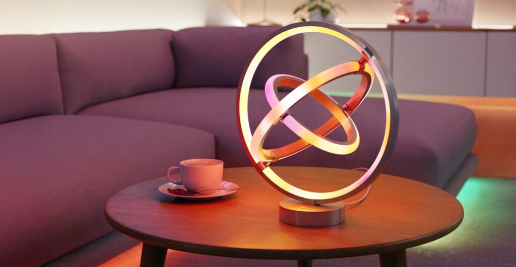 Abituati ai tuoi smart light con microfoni integrati: il futuro è qui.