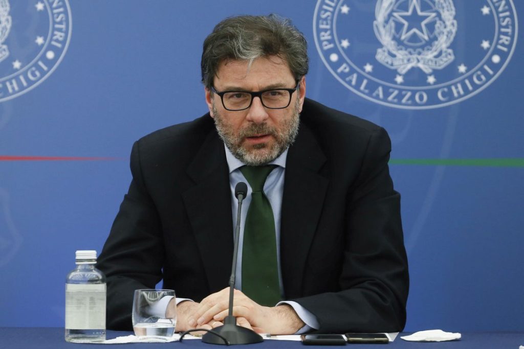 Giorgetti: puntiamo a ridurre le tasse e promuovere la pace fiscale per tutti.
