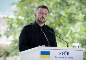 Zelensky respinge Putin: “Lui venga a Kiev, la diplomazia è solo una farsa.”