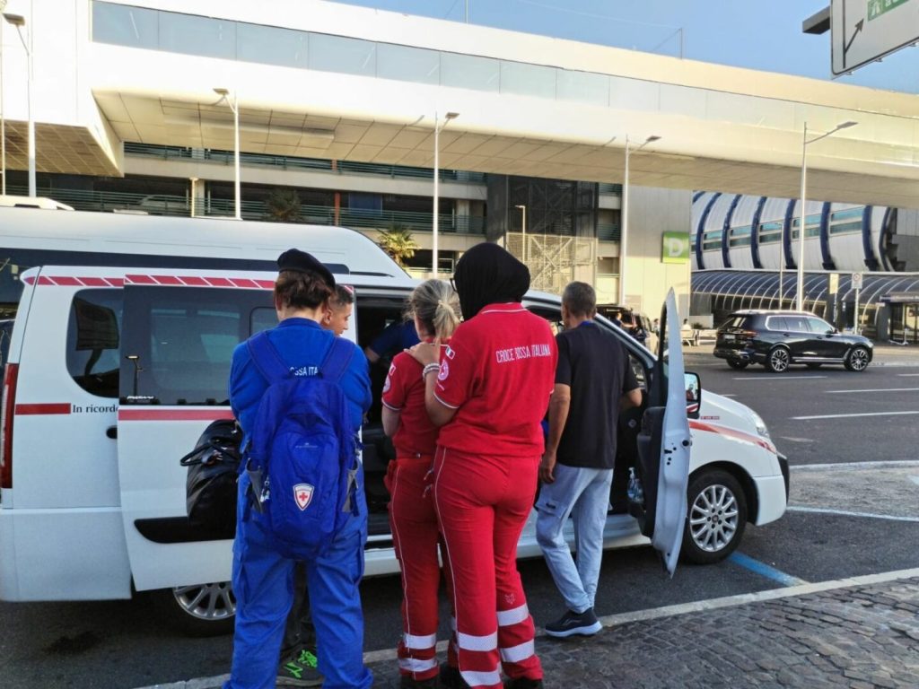 Croce Rossa: Yassine, 17enne da Gaza, trova rifugio in Italia grazie a un’emergenza umanitaria.