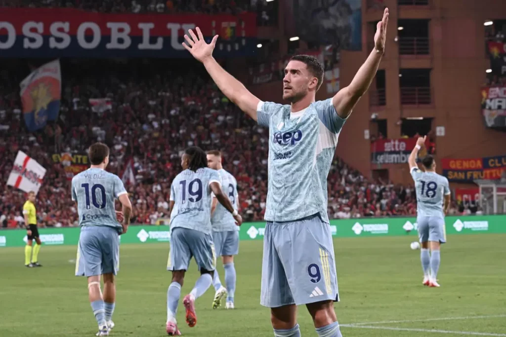 Vlahovic decide il match: Juventus batte il Genoa con una vittoria risicata.