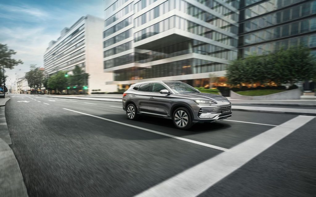 BYD conquista l’Italia: cresce a tre cifre e guida nel mercato dei veicoli elettrici.