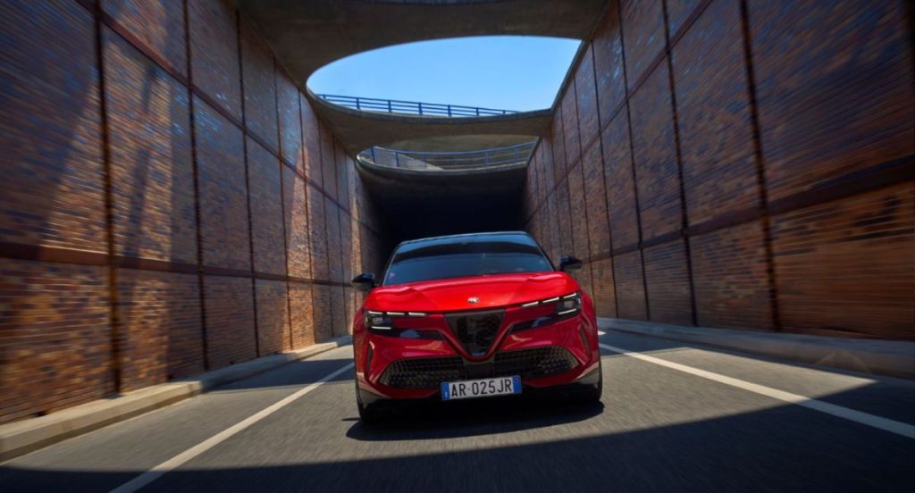 Alfa Romeo Celebrando il Lancio di Junior: L’Evento Imperdibile Un Weekend di Porte Aperte: Scopri...