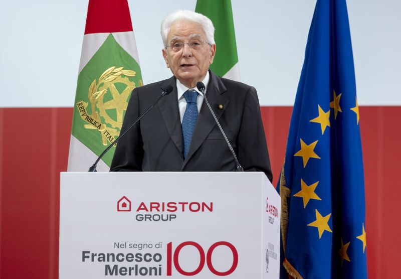 Mattarella: “Visione e coraggio necessari per affrontare le crisi e guardare al futuro”