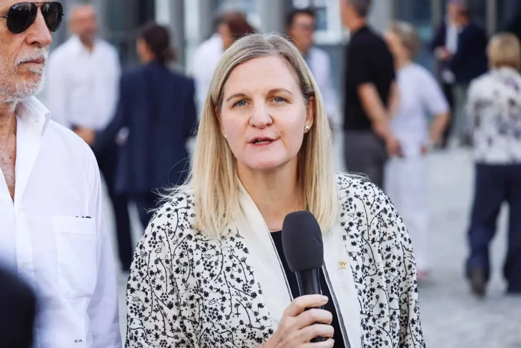 Milano-Cortina: Italia pronta per i Giochi, grande impegno a Coventry!