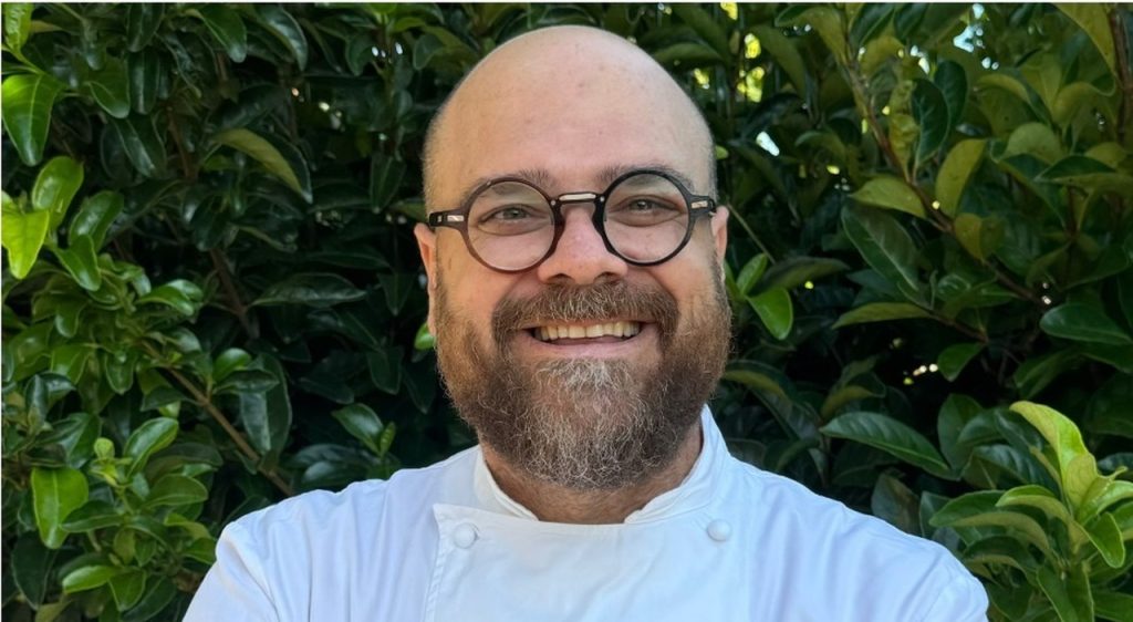 Vitantonio Lombardo: la Passione e le Tradizioni della Cucina Lucana Vitantonio Lombardo è un nome...