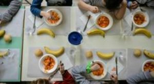 Gelato irresistibile: la frutta diventa protagonista degli abbinamenti estivi!