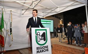 Elezioni Marche: Acquaroli riconfermato, promette continuità nel suo operato. Guarda il video!