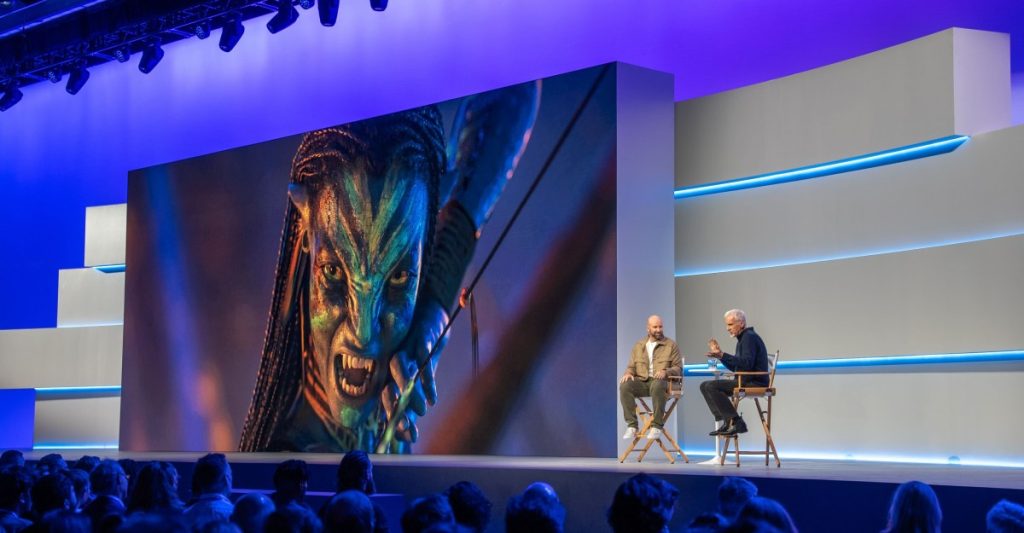 James Cameron: L’IA è creativa come gli esseri umani, ma priva di esperienza unica.