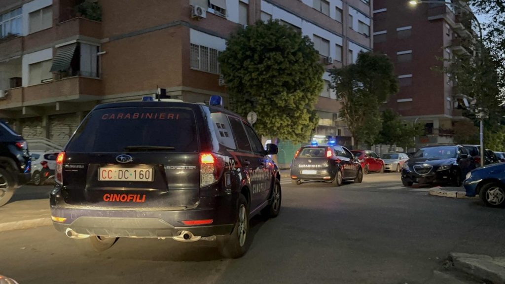 Struttura criminale smantellata a Roma: 11 arresti per sfruttamento della prostituzione.