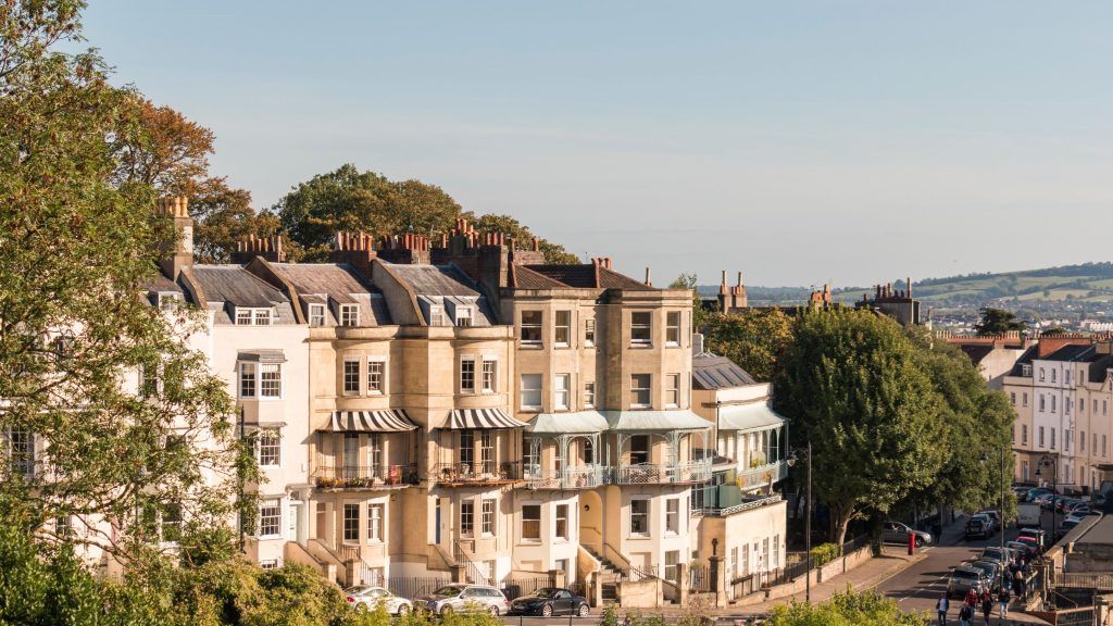 Scopri Bristol: arte di strada, Christmas Steps e altre meraviglie da non perdere!