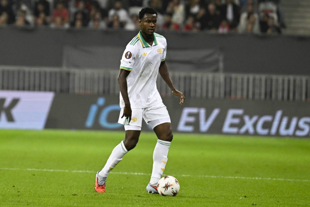 Roma trionfa a Nizza 2-1 grazie a Ndicka e Mancini, mostrando grande determinazione.