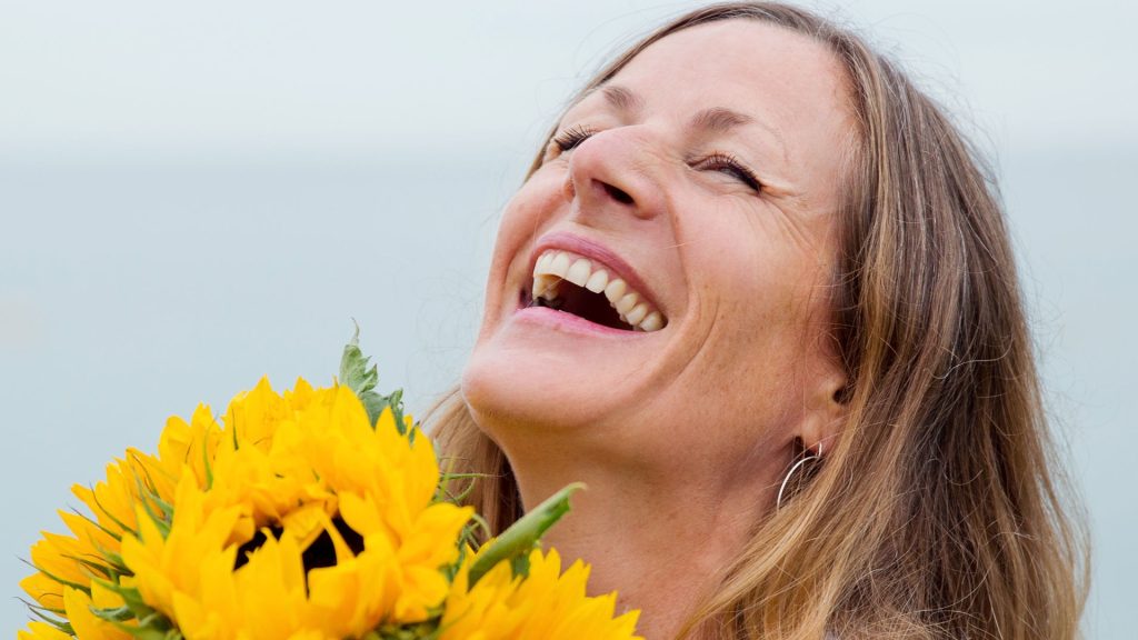 Da un passato difficile alla gioia: come il laughter yoga mi ha cambiato la vita.