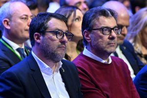 Salvini: “Serve rivedere le regole ISEE” mentre Giorgetti assicura sostegno a famiglie e lavoratori.