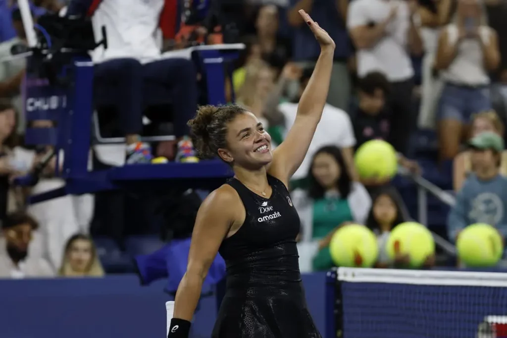 Italia conquista la BJK Cup: Paolini e Cocciaretto battendo gli Usa in finale.