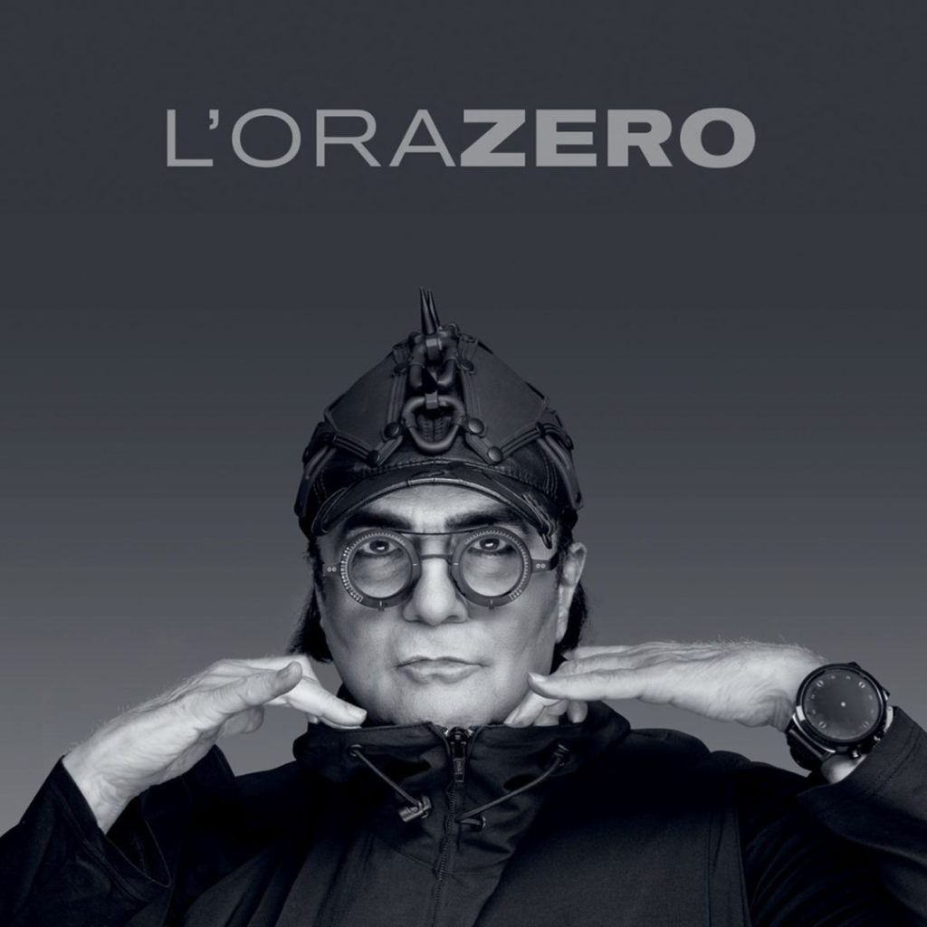 Renato Zero presenta l’artwork e i 19 brani del suo atteso album “L’ORAZERO”.