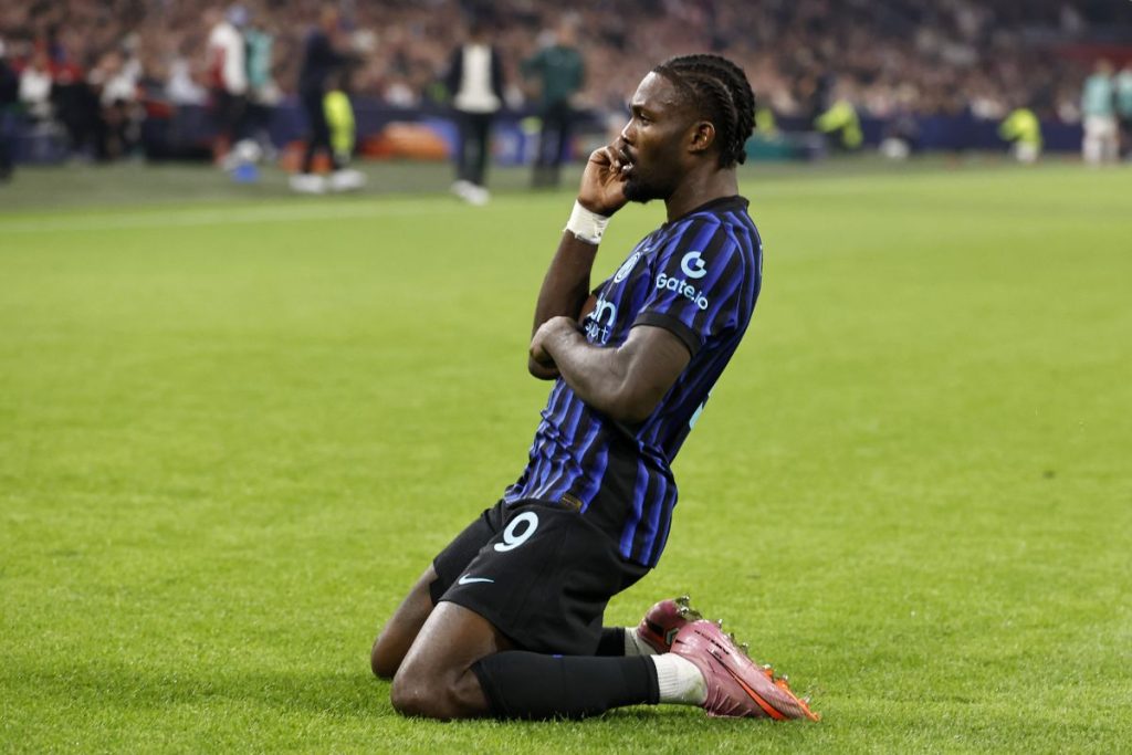 Thuram porta l’Inter al debutto vincente in Champions League: 2-0 contro l’Ajax.