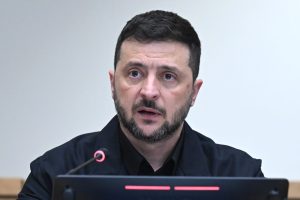 Zelensky: “La Russia mira a espandere il conflitto, serve l’unione globale per fermarla.”
