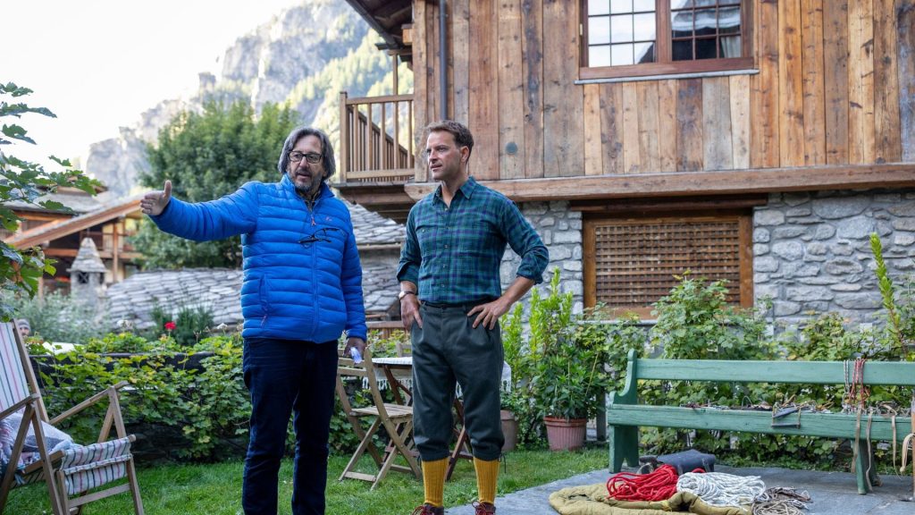 Alessandro Borghi: La Protagonista di "Bianco" L'attore interpreta Walter Bonatti nel nuovo film di...