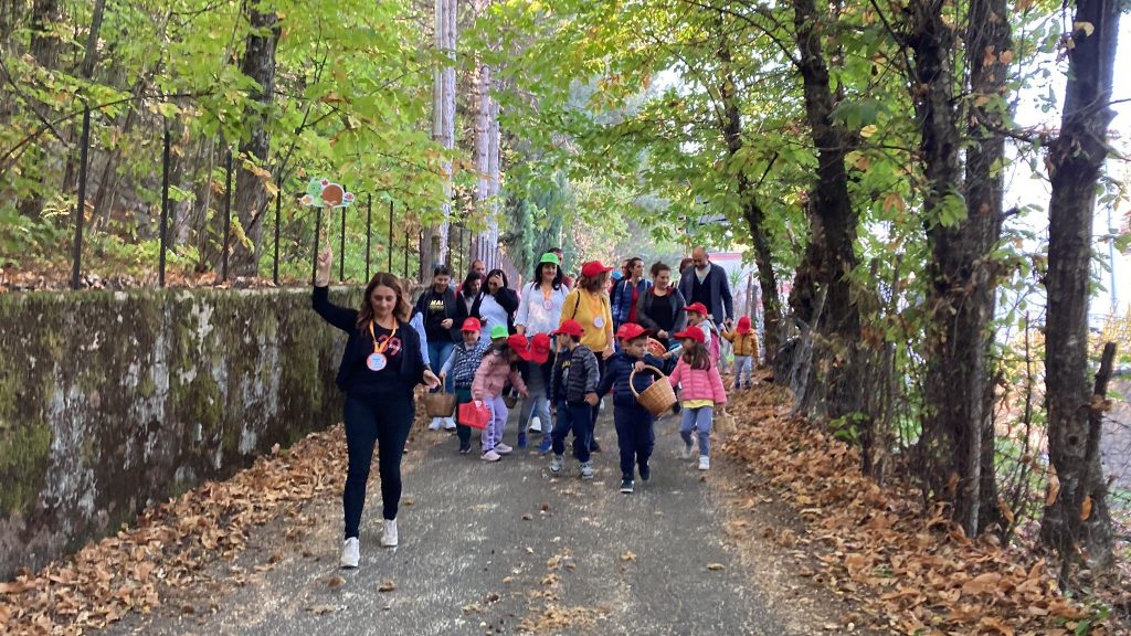 Scuola Rallenta: Alunni e Docenti Immersi nella Natura nel Cuore del Salento