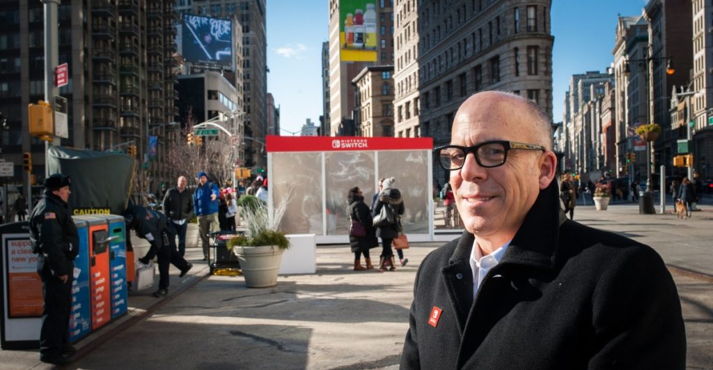 Doug Bowser lascia Nintendo of America: un’era si chiude nel mondo dei videogiochi.