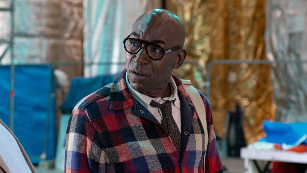 Lucien Jean-Baptiste interpreta un poliziotto unico in questa nuova serie francese che promette di...