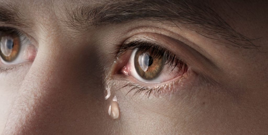 Attenzione! Ecco cosa può danneggiare la salute dei tuoi occhi inaspettatamente.