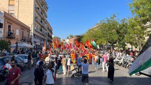 Scuola per la Palestina condanna la violenza nelle manifestazioni per Gaza, sciopero al 7,5%.