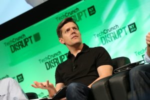 Roelof Botha di Sequoia al TechCrunch Disrupt 2025: celebrazione e futuro del venture.