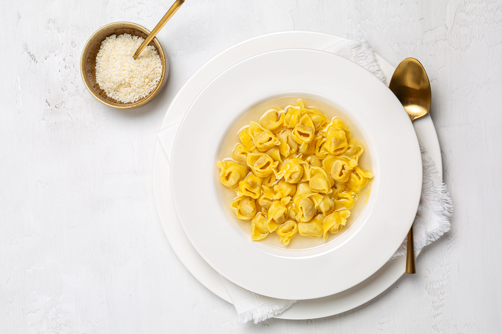 Richiamo tortellini crudo e parmigiano Fini per errore di etichettatura: attenzione al consumo!