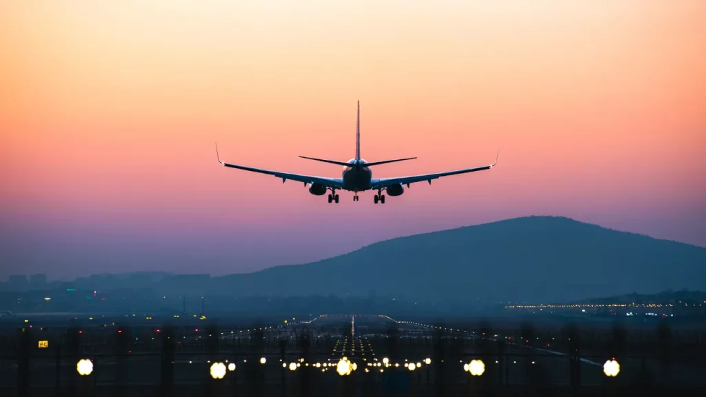 Sospensione delle Operazioni di Controllo del Traffico Aereo La pausa delle operazioni governative...