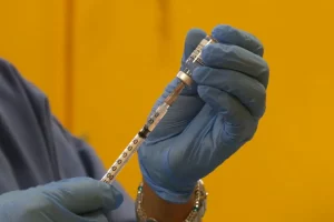 Vaccinazione antinfluenzale in Emilia Romagna: inizia la campagna di immunizzazione per tutti.