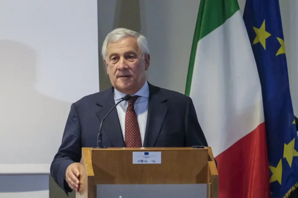 Tajani: “La manovra protegge l’interesse principale: il benessere dei cittadini.”