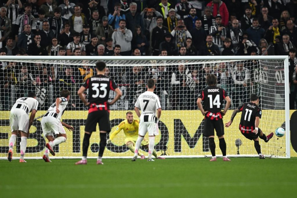 Juve-Milan finisce zero a zero: Pulisic fallisce un rigore decisivo.