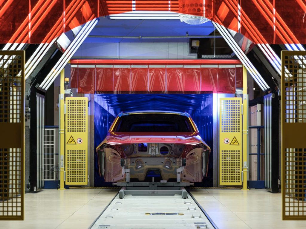 BMW a Lipsia: avviato gasdotto per l’idrogeno nel nuovo stabilimento sostenibile.