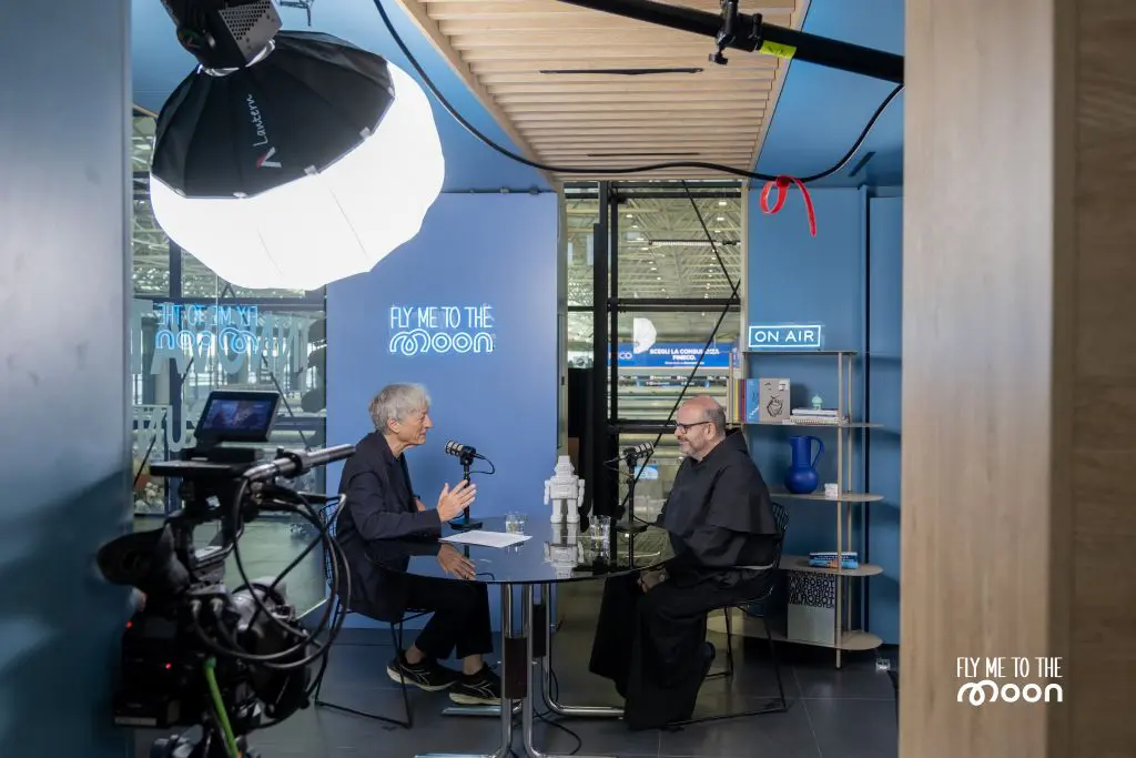 “Fly me to the Moon – Futuri in arrivo” è una nuova serie di podcast prodotta da Mundys, composta da...