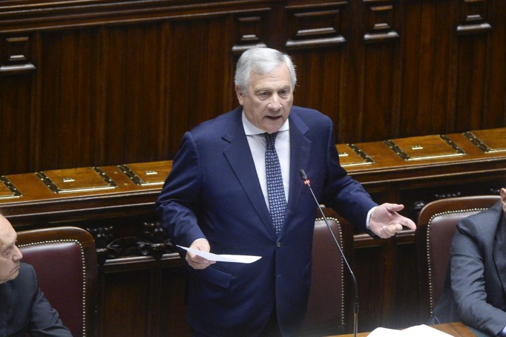 Tajani: “Nessuna tassa sugli extraprofitti”, Consiglio dei ministri in programma venerdì alle 11.