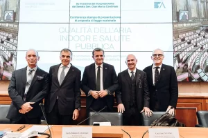 Proposta di legge al Senato per garantire aria pulita negli spazi chiusi.