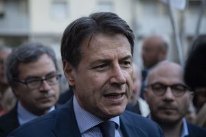 Conte rieletto presidente M5S: “Avanti a testa alta per fare sempre meglio.”