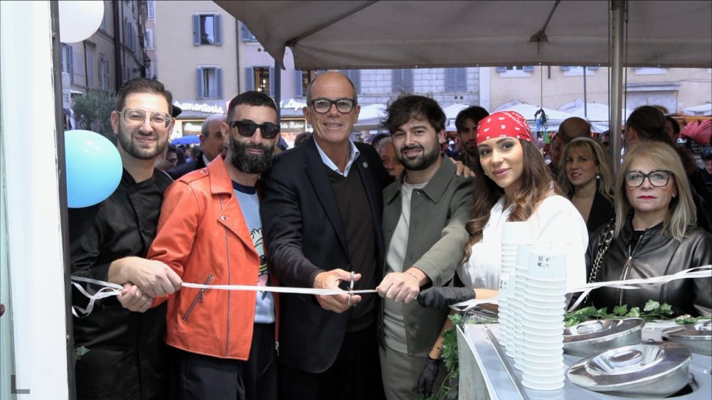 A Roma debutta MYO, la gelateria innovativa che unisce gelato e scienza in modo unico.