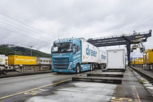 Camion elettrici Volvo: 250 milioni di chilometri percorsi con efficienza sostenibile