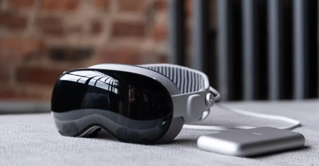 Apple accelera lo sviluppo degli occhiali smart Apple sta intensificando i lavori su un paio di...