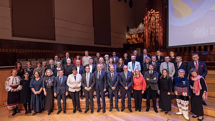 Premi per la Conservazione della Memoria Culturale in Europa Iniziative che Fanno la Differenza...