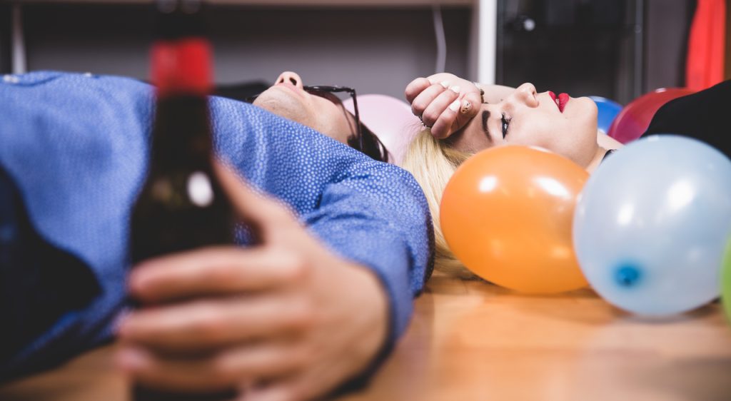 La Drunkoressia: Un Fenomeno In Crescita tra i Giovani Italiani In Italia, una tendenza inquietante...