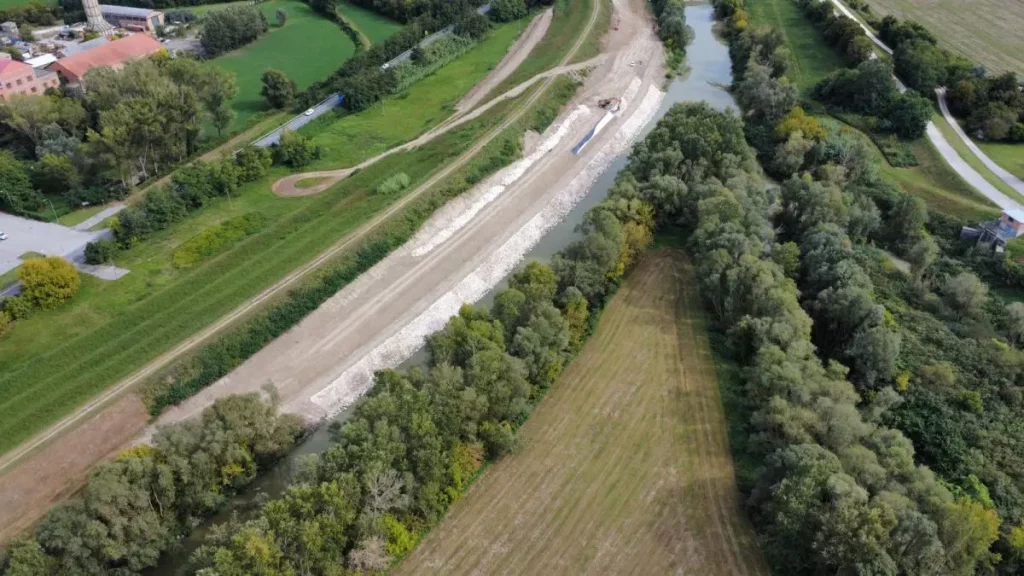 Ripristino frane lungo il fiume Reno: urgenti lavori in fase finale.