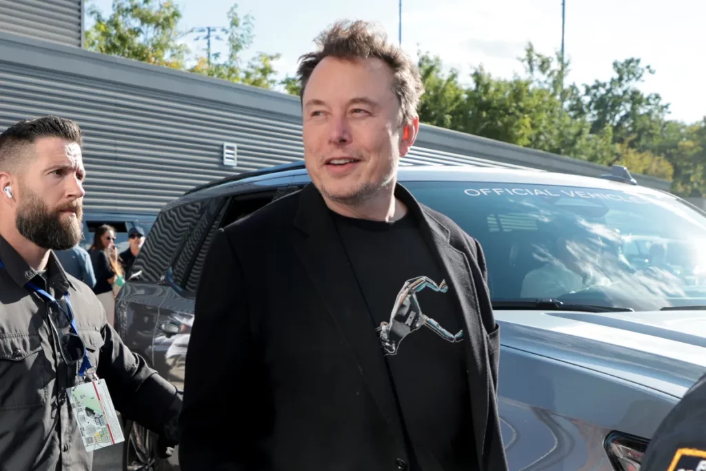 Record di Vendite Tesla e Le Sfide del Futuro Il recente trimestre record di vendite per Tesla ha...